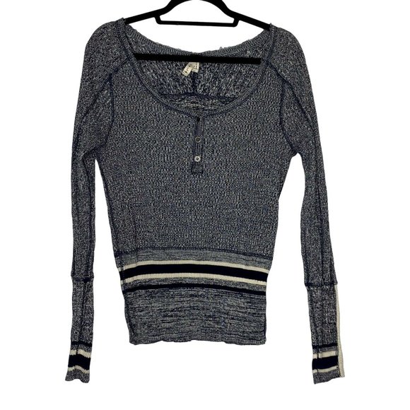 We The Free Size L Ribbed Cotton Navy Variegated Ivory Crochet Henley Top - Picture 2 of 10